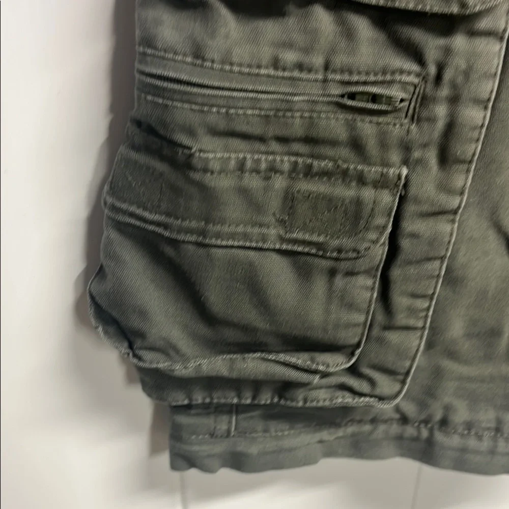 BSA Men's Green Cargo Shorts 32” waist - Picture 6 of 6